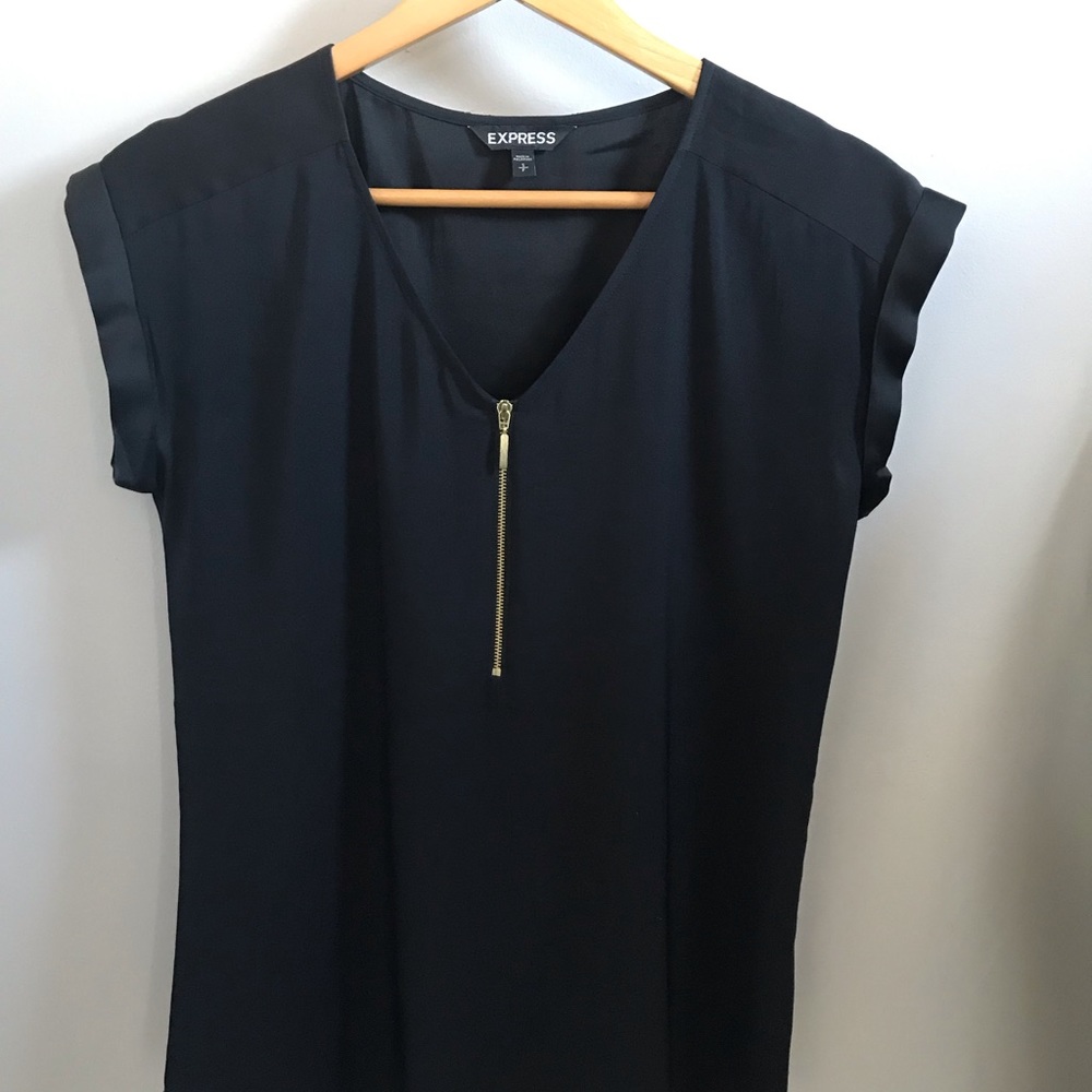Express black zipper short sleeve shirt size small